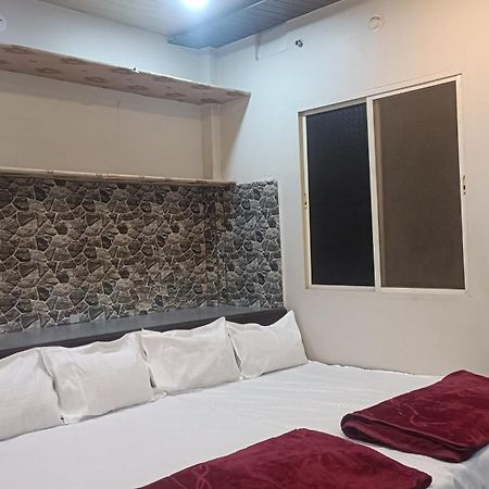 Mangaldeep Guest House 우자인 외부 사진